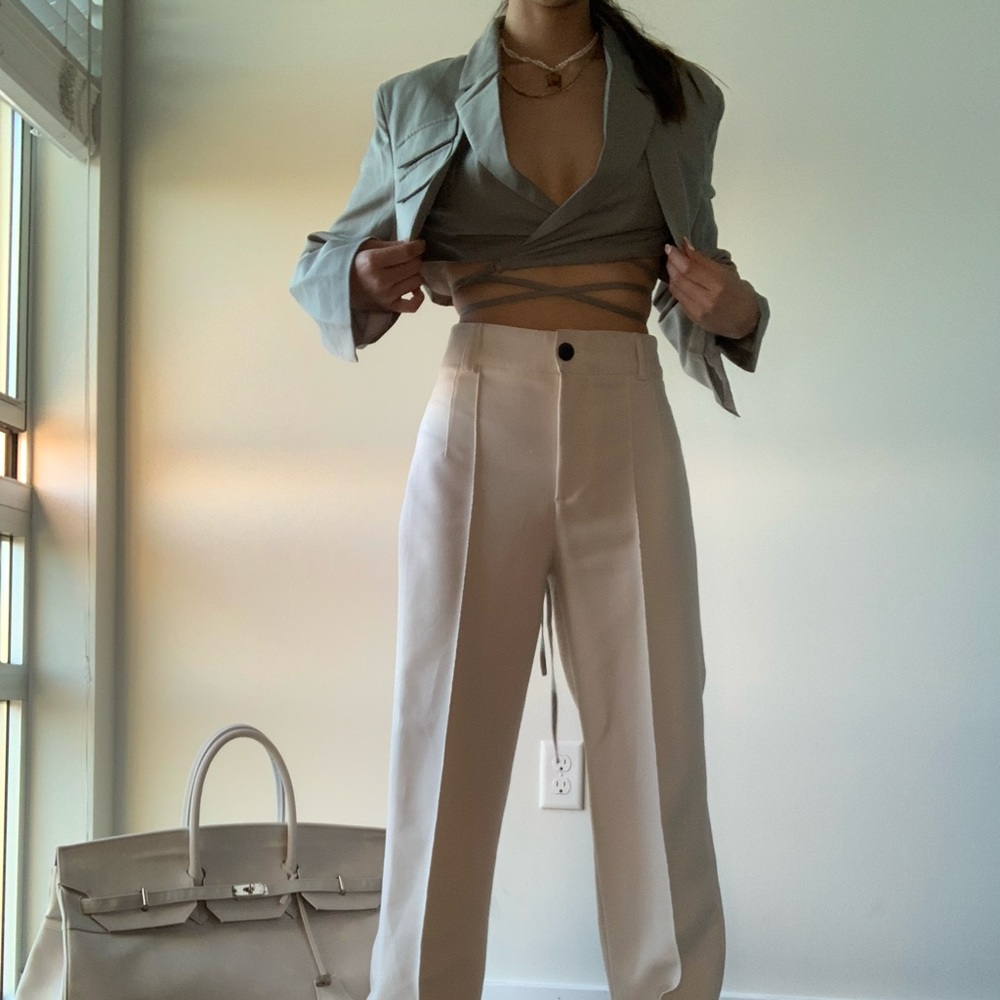 Cropped tie blazer